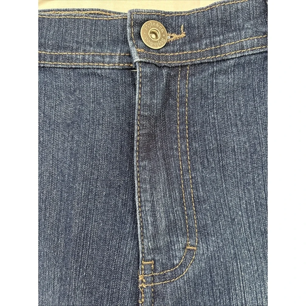 Style & Co. Women's Tapered Leg Jeans Blue Stretch Denim High Rise 14S 34x28